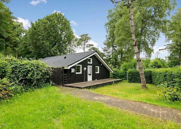 8116-ega-under-ronnene-37 Feriehus