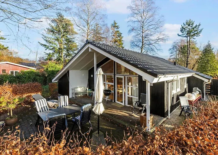 8116-ega-under-ronnene-37 * Egå